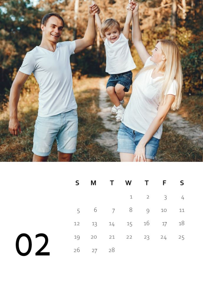 Easel Calendar - Modern 2023