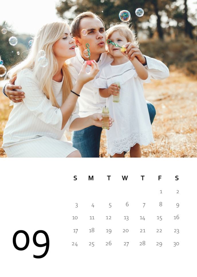 Easel Calendar - Modern 2023